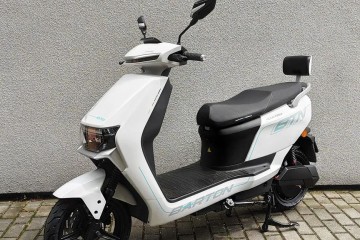Skuter elektryczny Barton eVIVO 1200W RATY 0% Kat. AM lub dow. os.