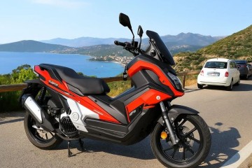 Skuter Barton Xplore 125 ABS na dużych kołach z Dostawą Pod Dom